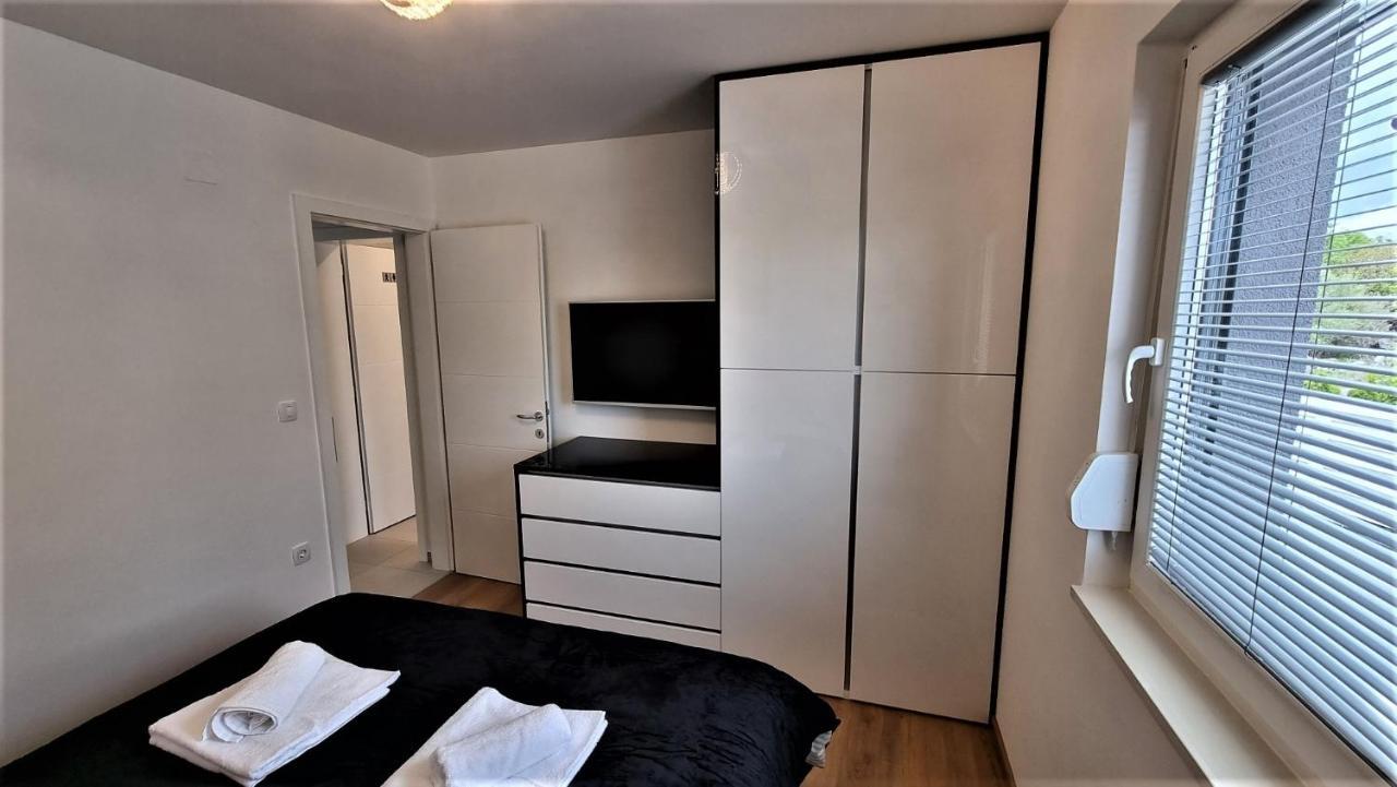 Bartol Luxury Apartments Krk Croatia, With Own Hot Tub - Whirlpool Krk Town Eksteriør billede