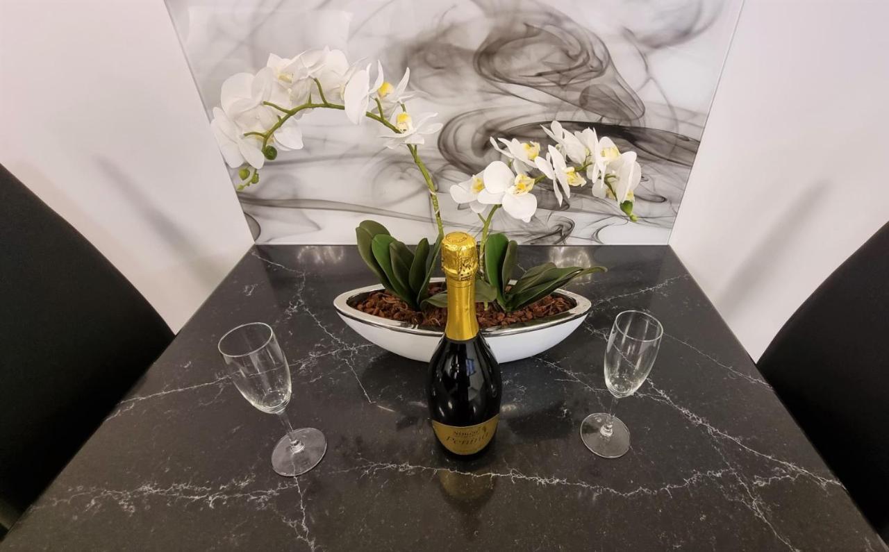 Bartol Luxury Apartments Krk Croatia, With Own Hot Tub - Whirlpool Krk Town Eksteriør billede