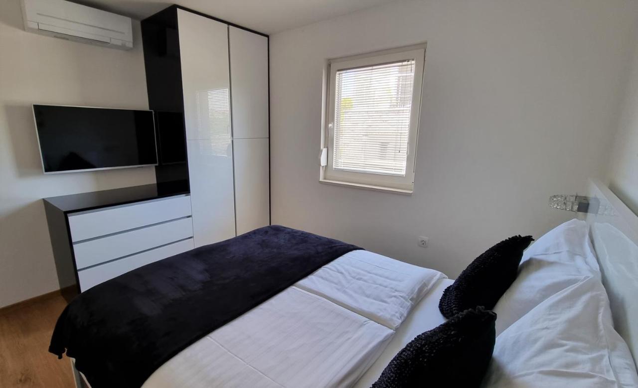 Bartol Luxury Apartments Krk Croatia, With Own Hot Tub - Whirlpool Krk Town Eksteriør billede